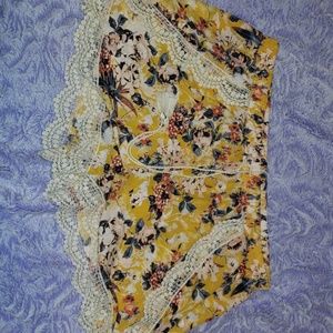Xhilaration Flowy Shorts